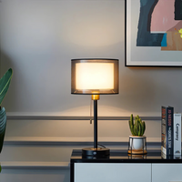 Lampa Stołowa Vintage z Tkaninowym Kloszem | Ciepłe Światło do Sypialni lub Biura