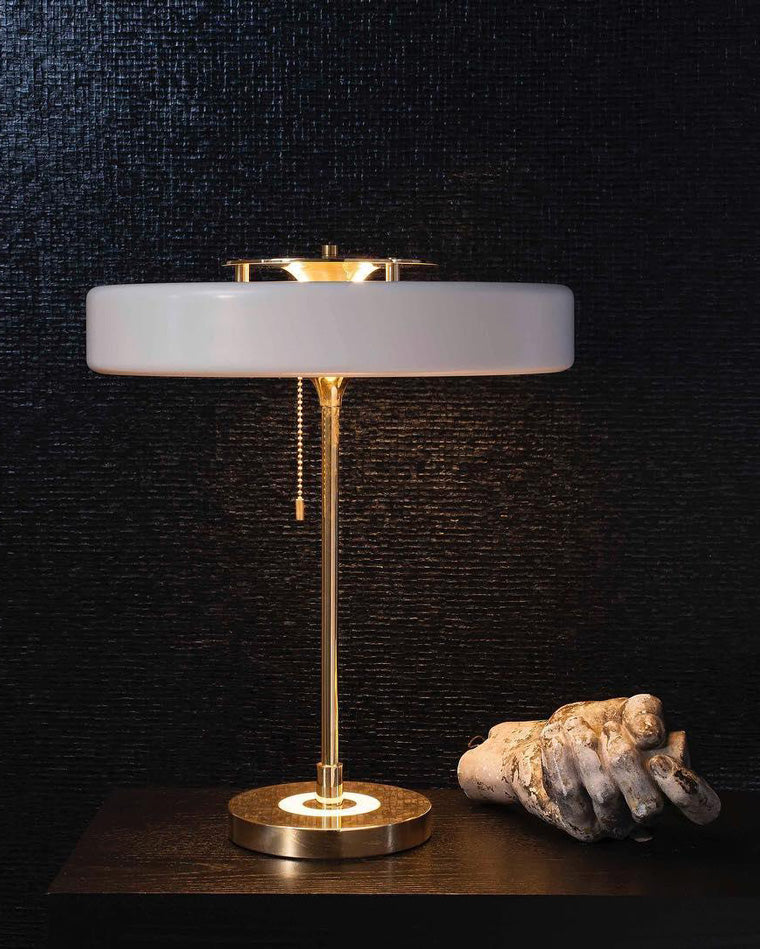 Lampa Stołowa LED w Stylu Vintage z Łańcuszkiem | Elegancka Lampka do Sypialni