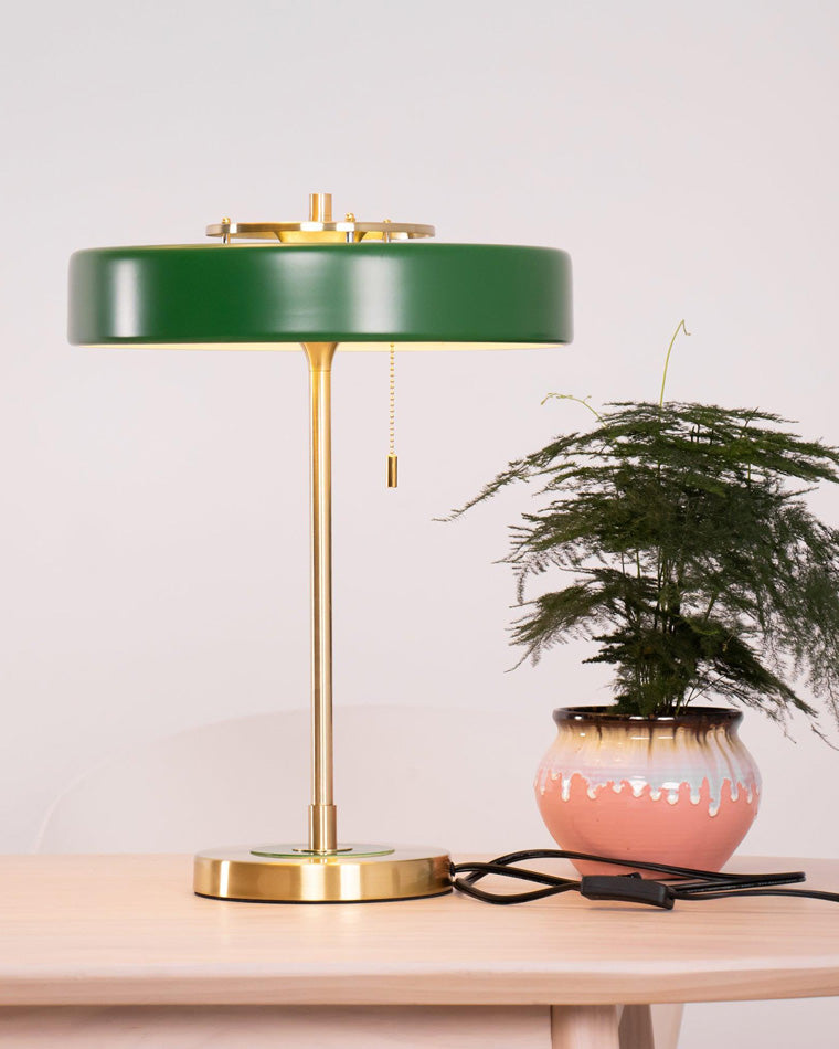 Lampa Stołowa LED w Stylu Vintage z Łańcuszkiem | Elegancka Lampka do Sypialni