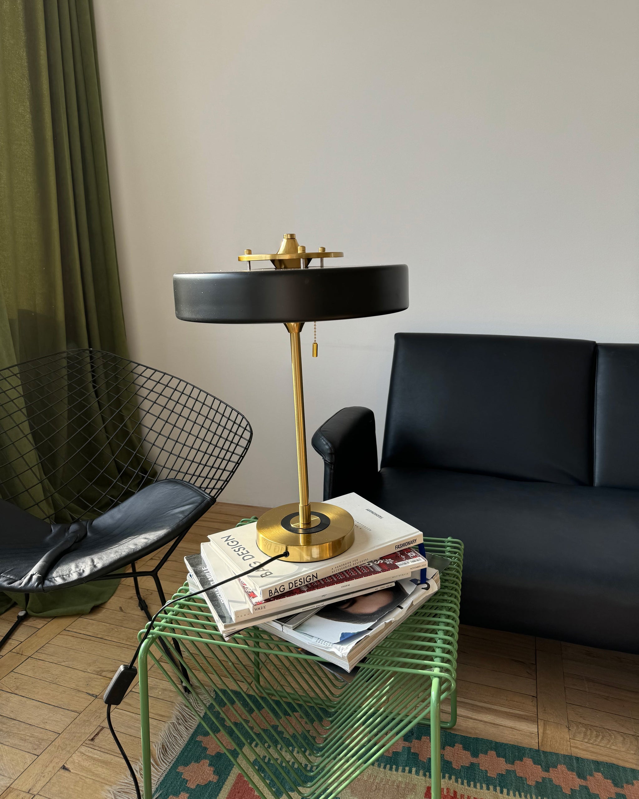 Lampa Stołowa LED w Stylu Vintage z Łańcuszkiem | Elegancka Lampka do Sypialni