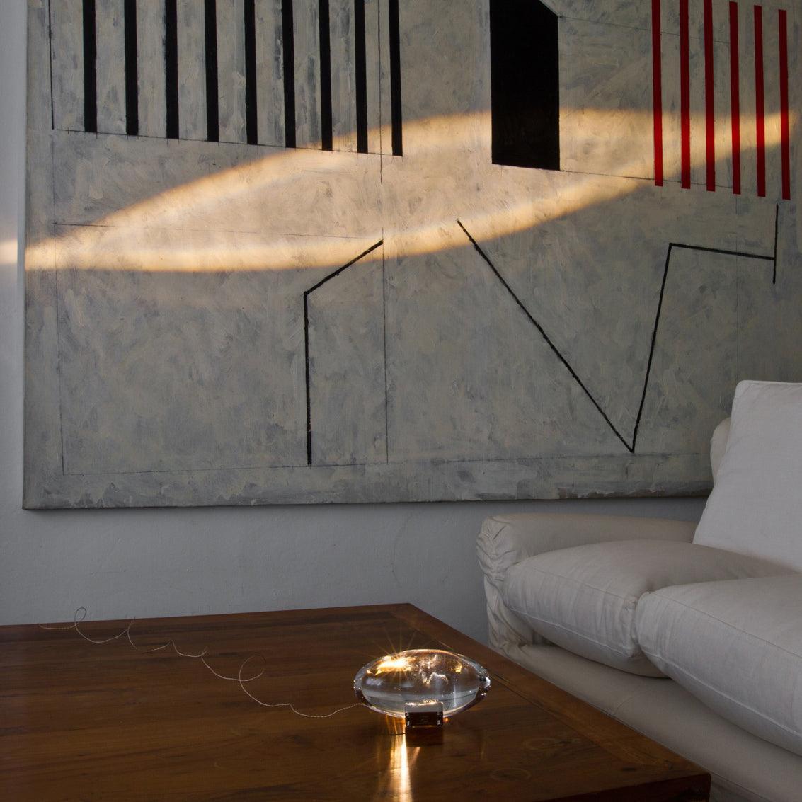 Lampa Stołowa LED Projektująca Wzory | Designerskie Oświetlenie Wnętrz