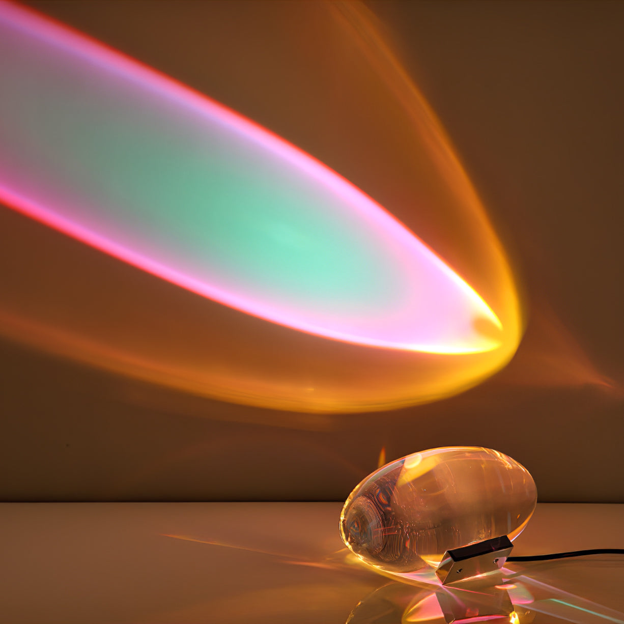 Lampa Stołowa LED Projektująca Wzory | Designerskie Oświetlenie Wnętrz