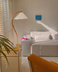 Lampa podłogowa w stylu skandynawskim | Nowoczesna lampa stojąca do salonu