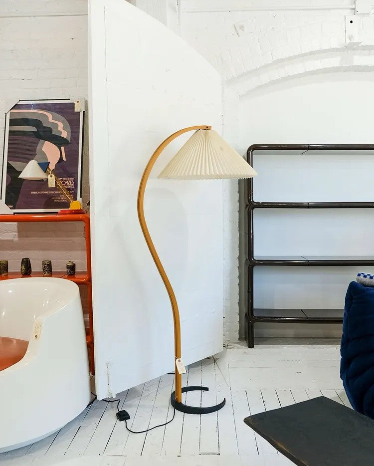 Lampa podłogowa w stylu skandynawskim | Nowoczesna lampa stojąca do salonu