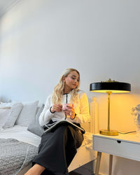 Lampa Stołowa LED w Stylu Vintage z Łańcuszkiem | Elegancka Lampka do Sypialni