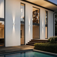 Kinkiet LED z regulacją światła | Nowoczesne oświetlenie ścienne