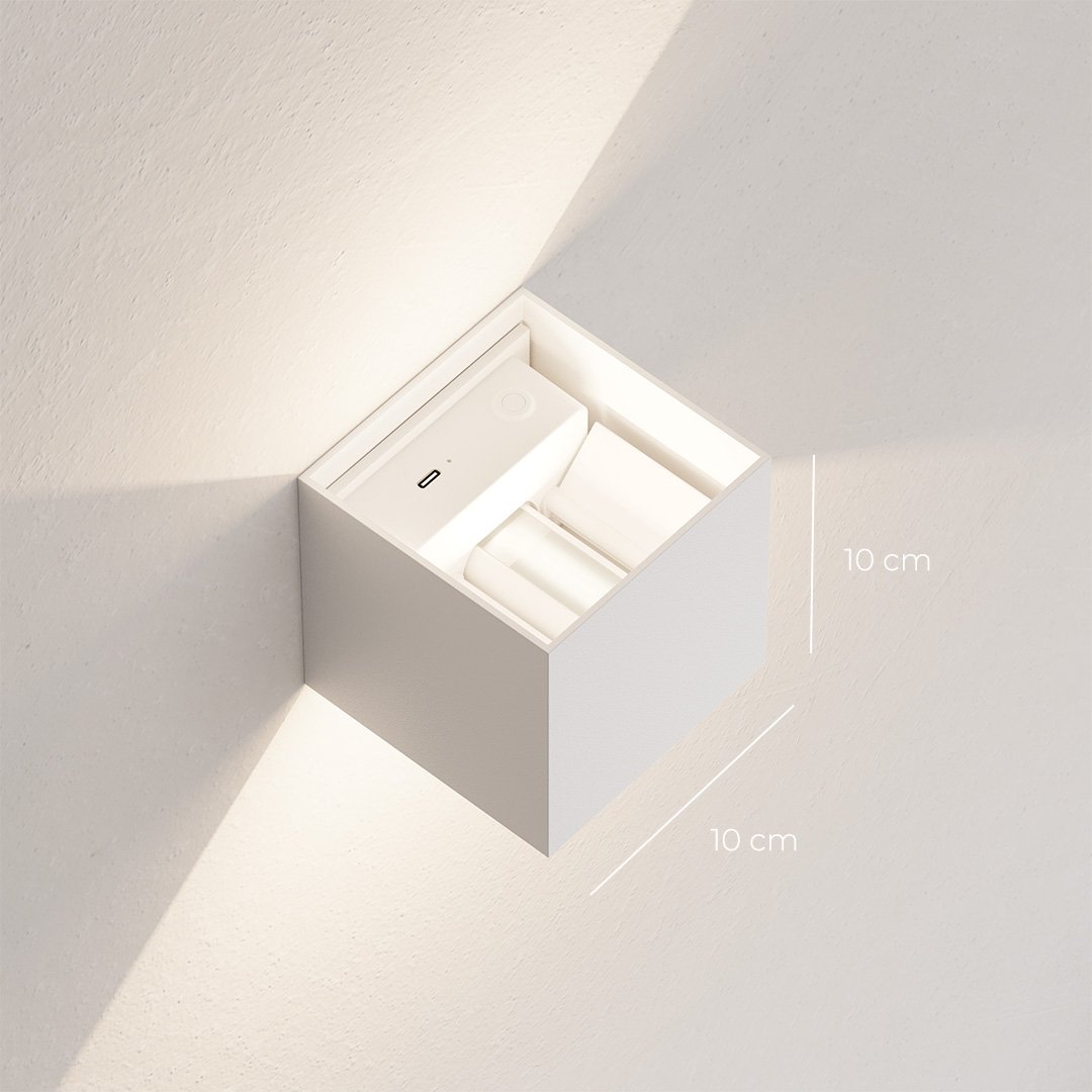 Kinkiet LED z regulacją światła | Nowoczesne oświetlenie ścienne