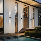 Kinkiet LED z regulacją światła | Nowoczesne oświetlenie ścienne