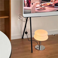 Lampa Stołowa Bauhaus ze Szklanym Kloszem | Minimalistyczna Lampka Nocna