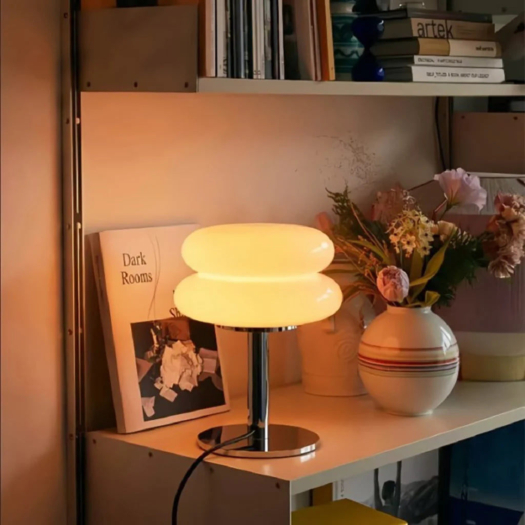 Lampa Stołowa Bauhaus ze Szklanym Kloszem | Minimalistyczna Lampka Nocna