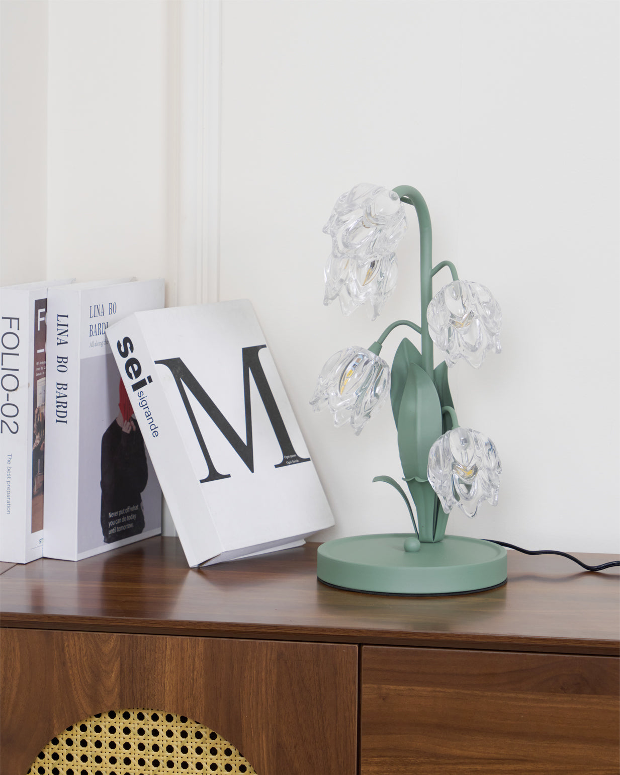 Szklana Lampa Stołowa w Kwiatowym Stylu | Dekoracyjna Lampka do Sypialni i Salonu