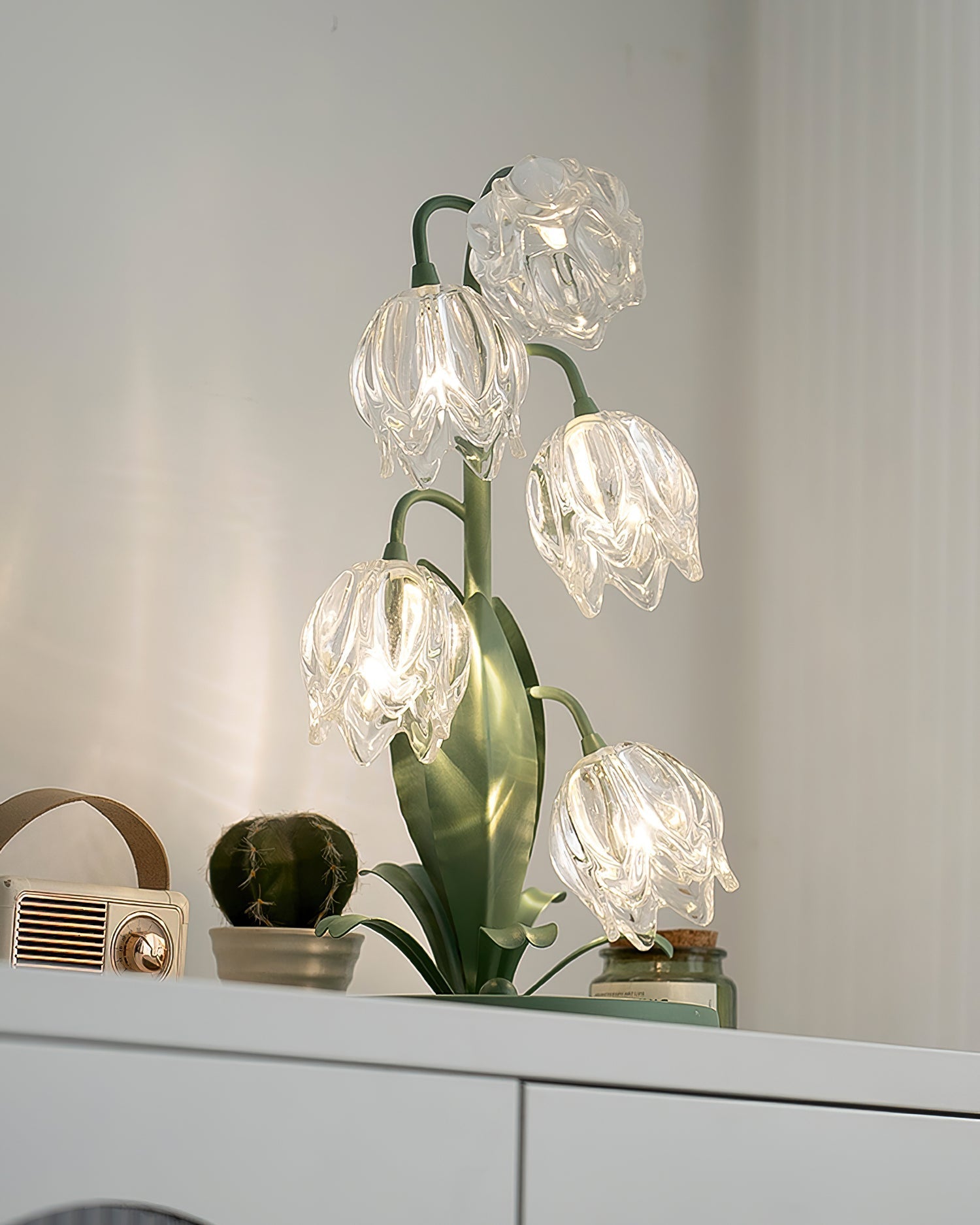 Szklana Lampa Stołowa w Kwiatowym Stylu | Dekoracyjna Lampka do Sypialni i Salonu