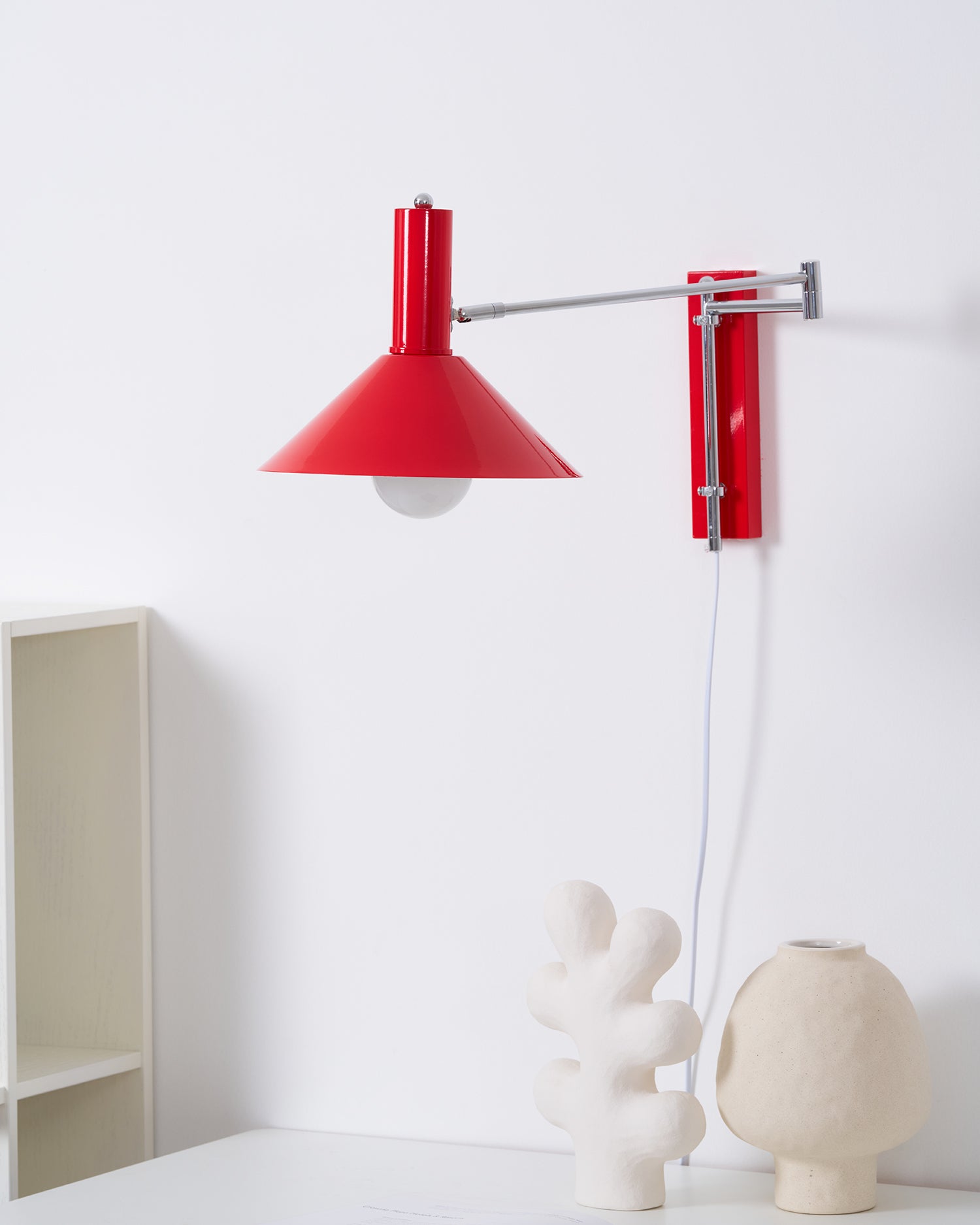 Regulowany Metalowy Kinkiet | Nowoczesna Lampa Ścienna do Sypialni i Salonu