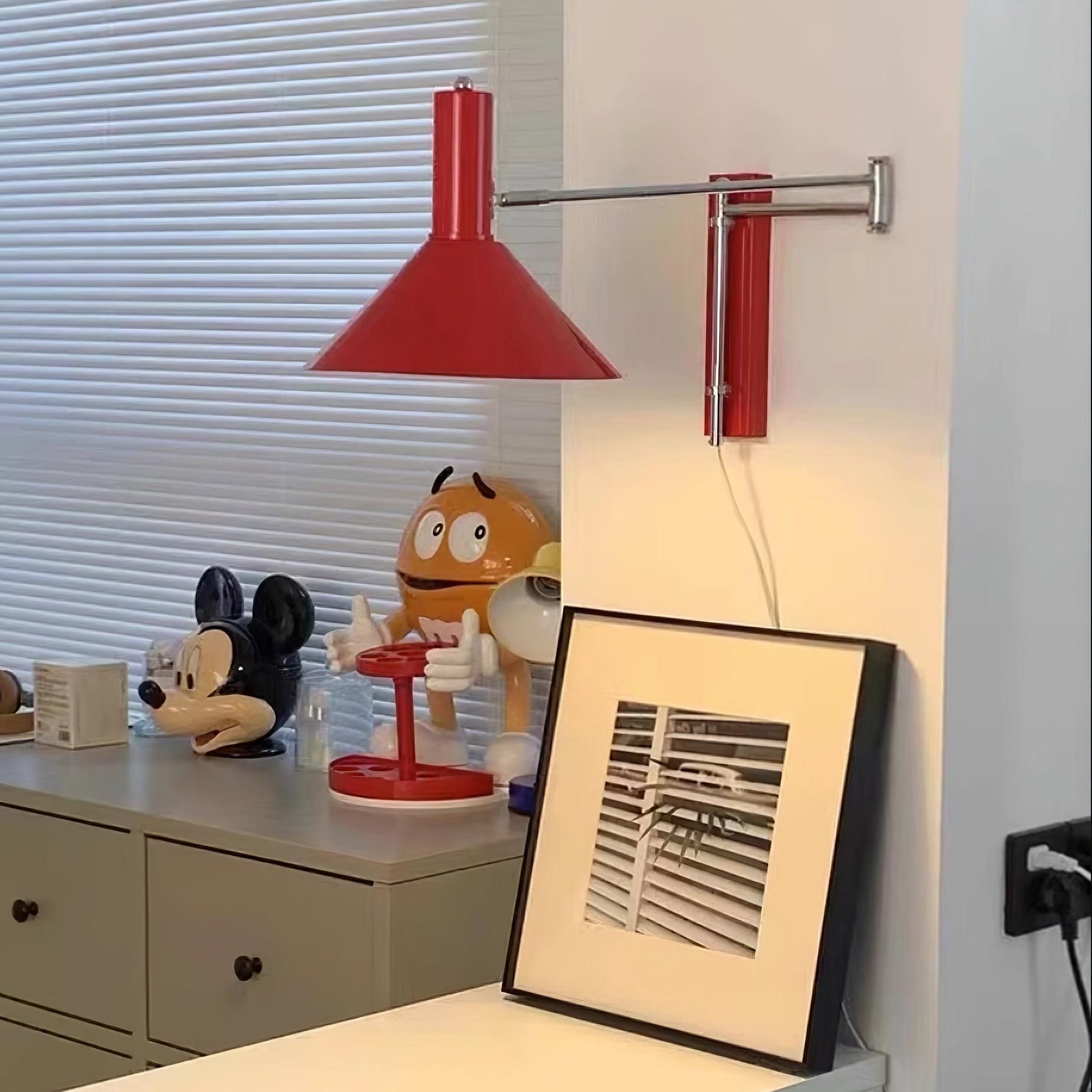 Regulowany Metalowy Kinkiet | Nowoczesna Lampa Ścienna do Sypialni i Salonu