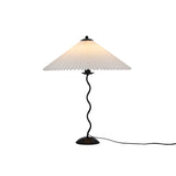 Lampa Stołowa w Stylu Nordyckim z Plisowanym Kloszem | Designerska Lampka Stojąca do Salonu