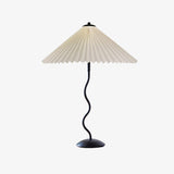 Lampa Stołowa w Stylu Nordyckim z Plisowanym Kloszem | Designerska Lampka Stojąca do Salonu
