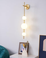 Nowoczesny Kinkiet z Kulistymi Kloszami | Designerska Lampa Ścienna LED do Sypialni