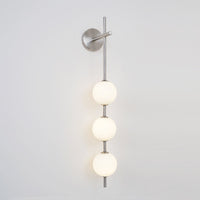 Nowoczesny Kinkiet z Kulistymi Kloszami | Designerska Lampa Ścienna LED do Sypialni