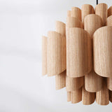 Lampa Wisząca w Imitacji Drewna | Nowoczesna Lampa Sufitowa do Salonu